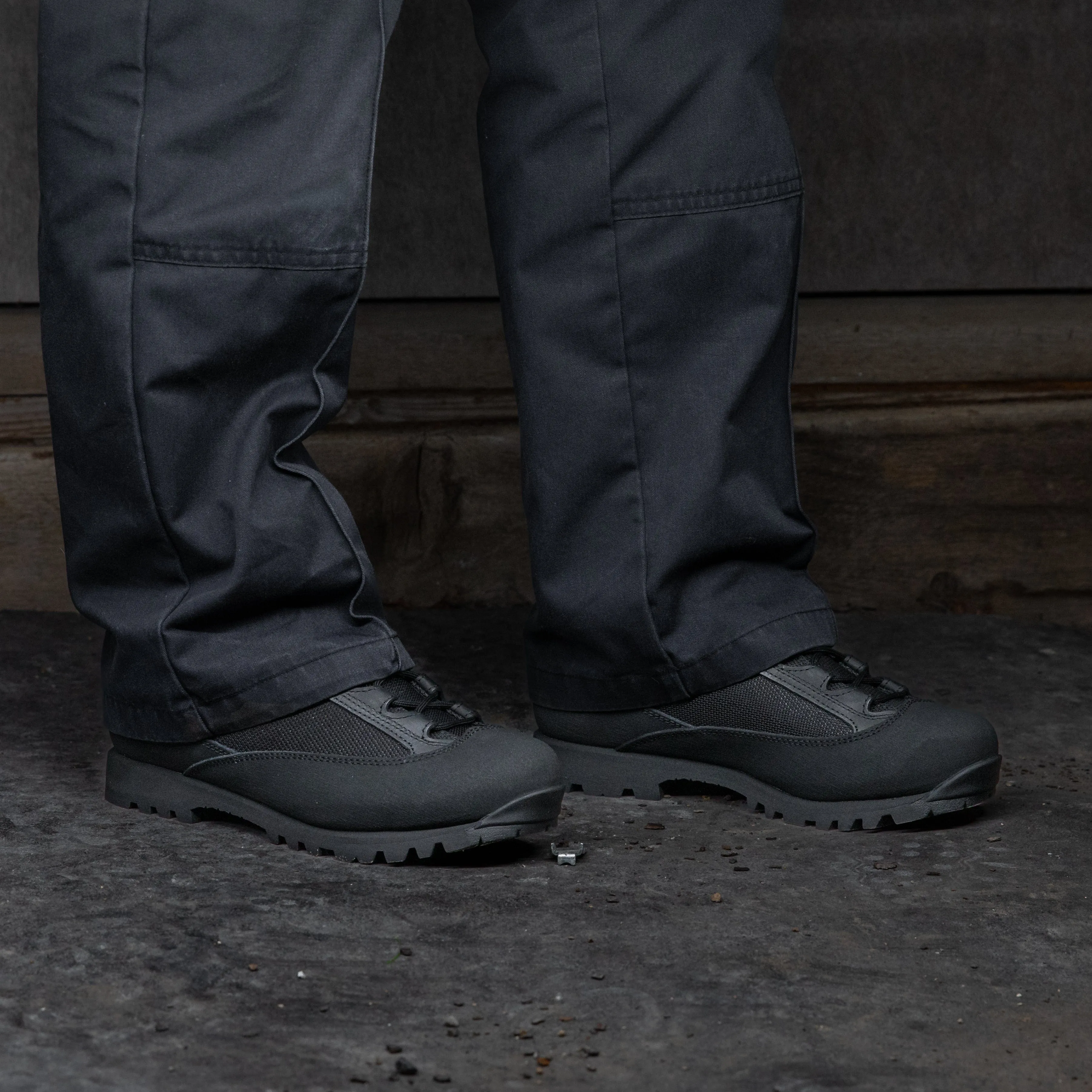 AKU GTX Black Pilgrim boots