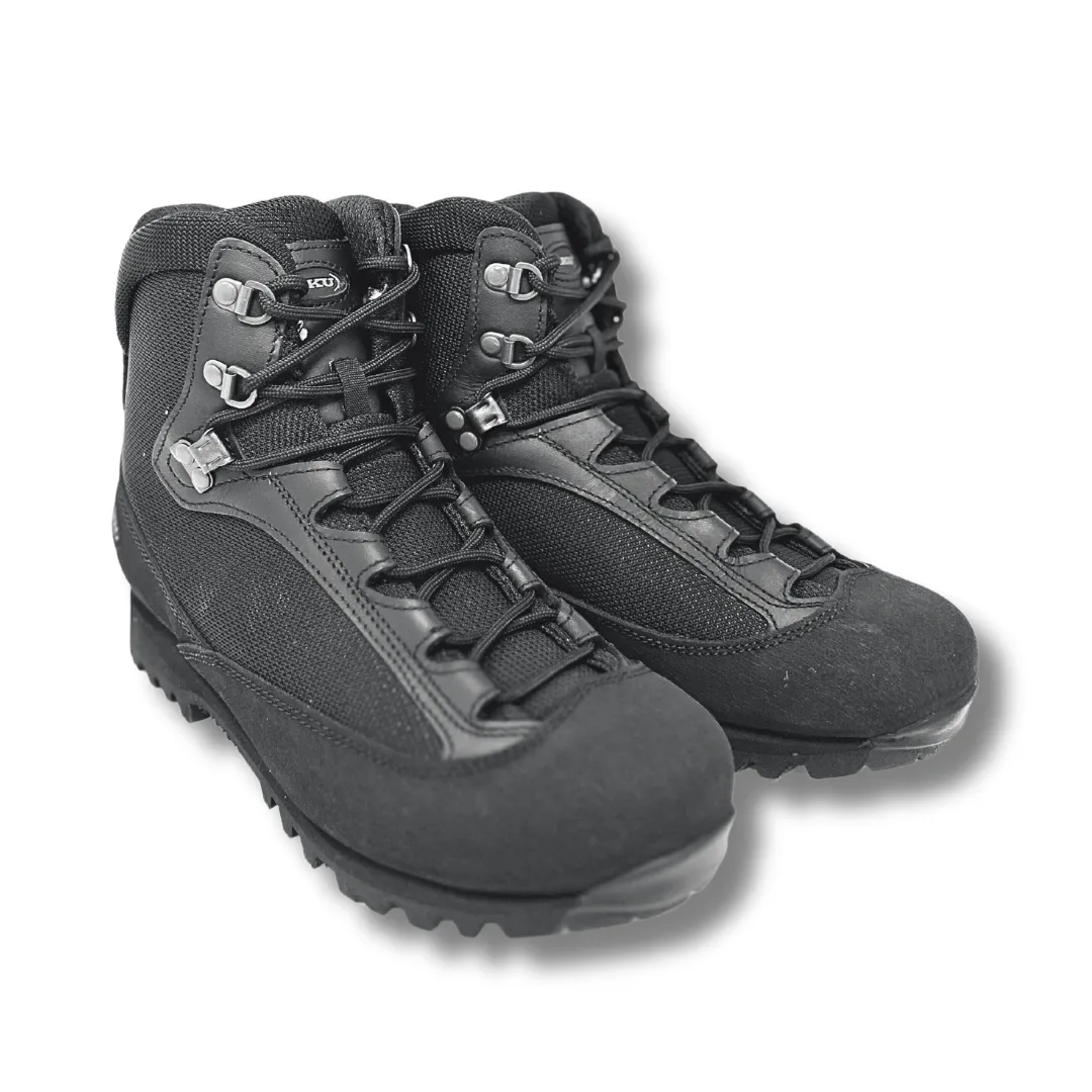 AKU GTX Black Pilgrim boots