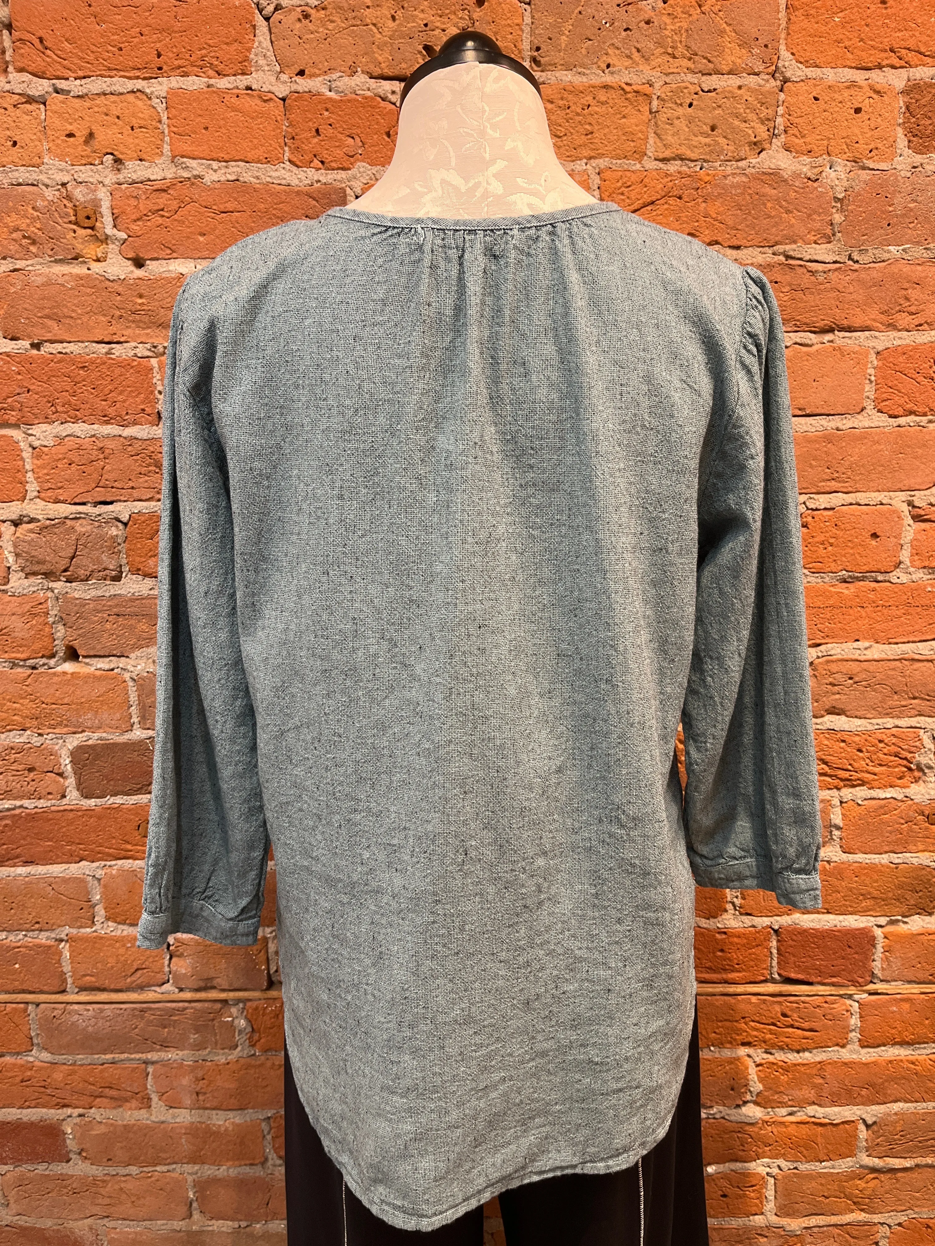 Cut Loose shirt, 3/4 sleeve linen-cotton henley