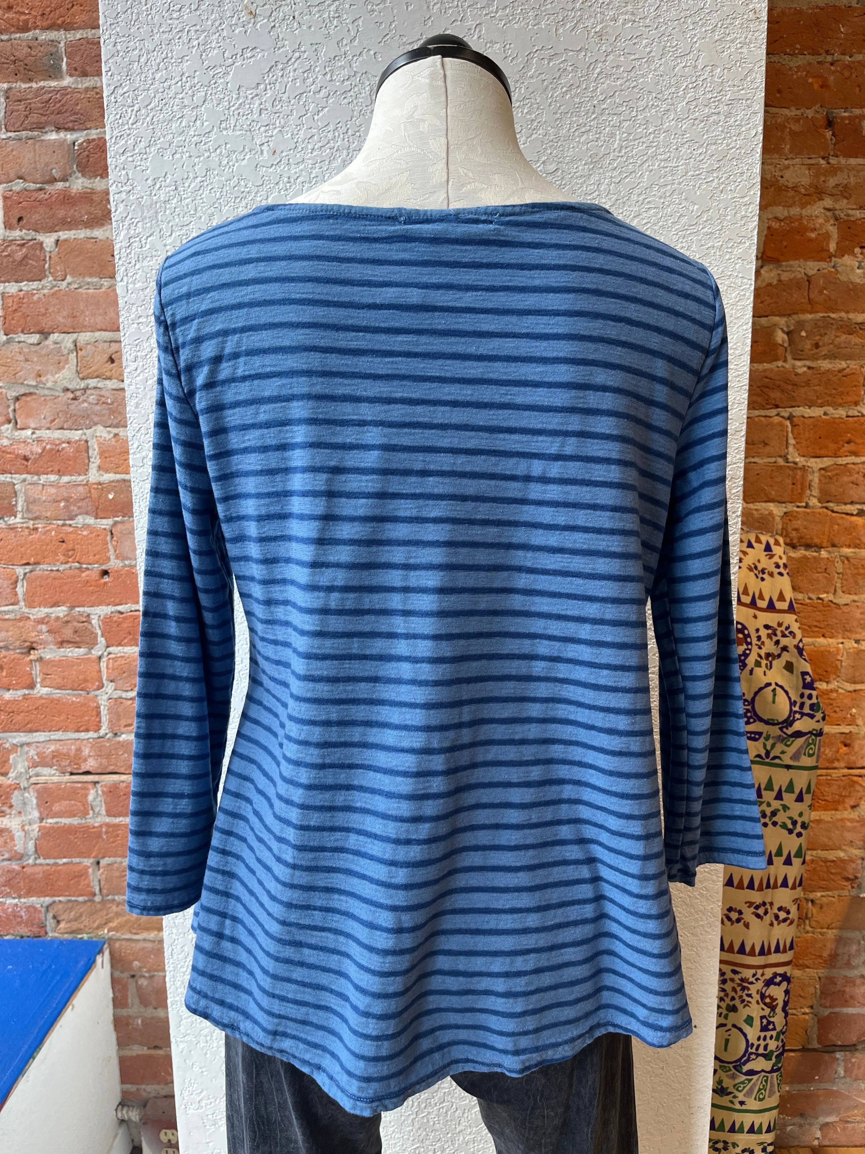 Cut Loose t-shirt, blue stripe linen blend aline 3/4 sleeve