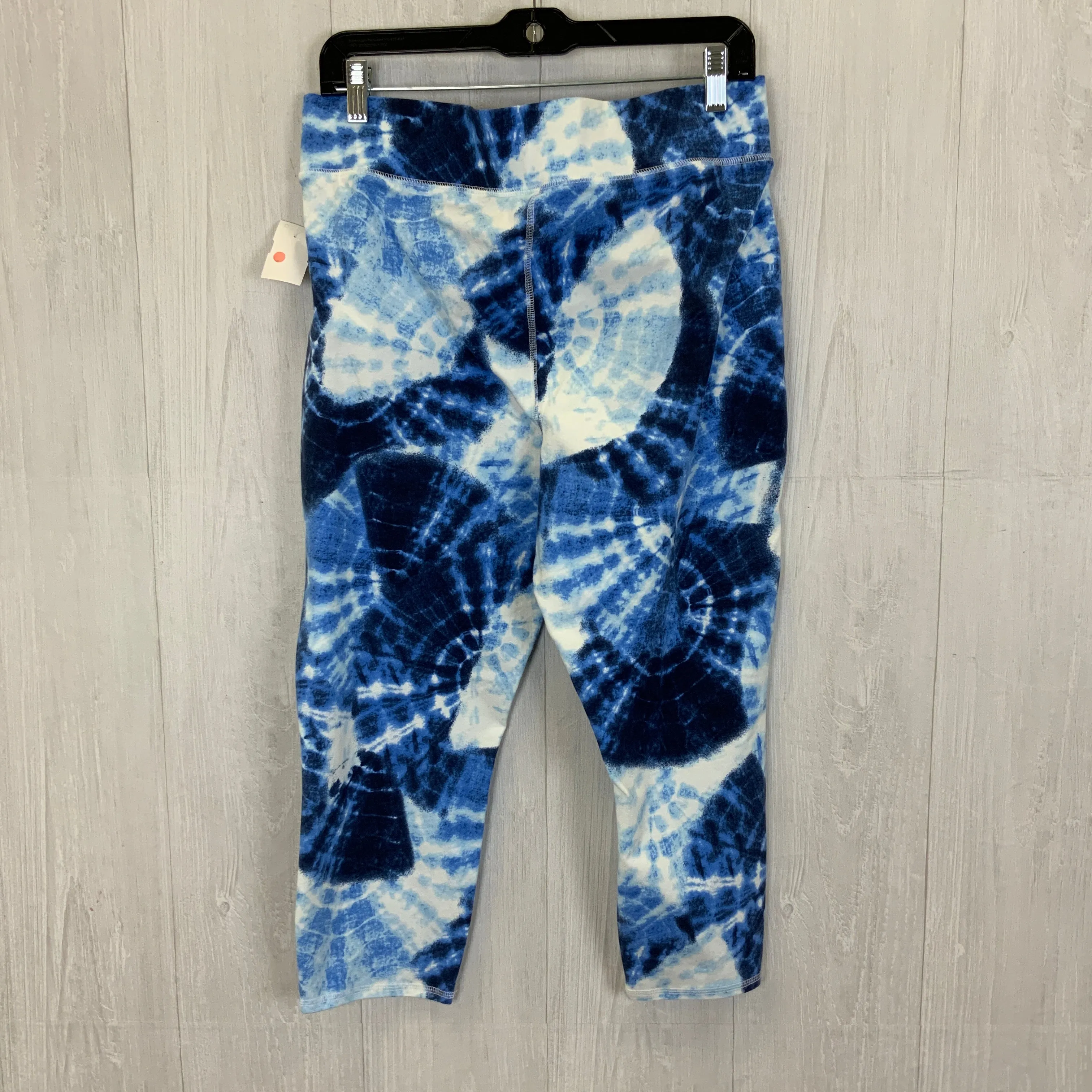 Denim And Company Athletic Capris M size