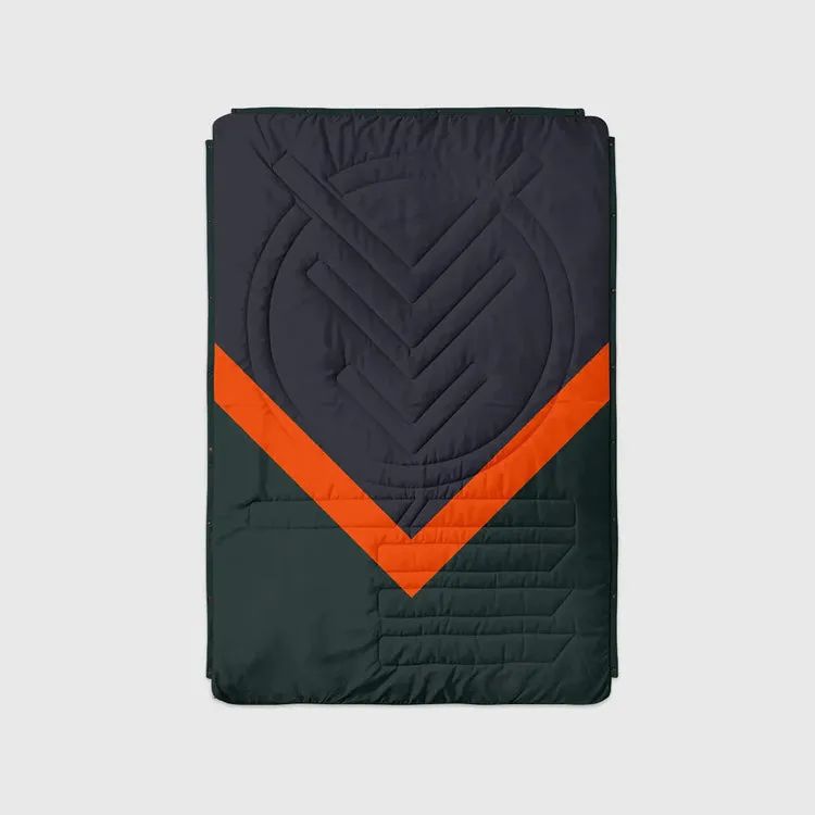 Fleece sleeping bag for cabins.