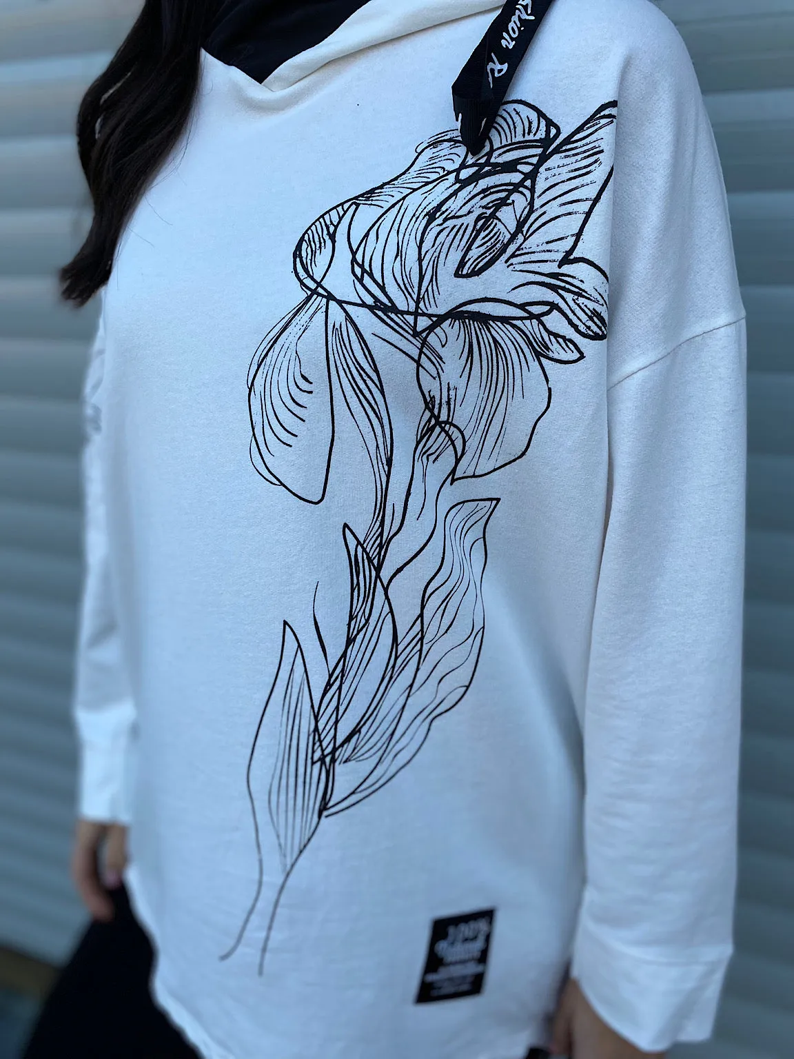 Floral Sweatshirt with Daisy Print