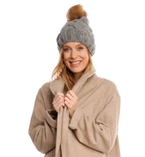 Fraas hat 667119, cable knit faux fur pompom