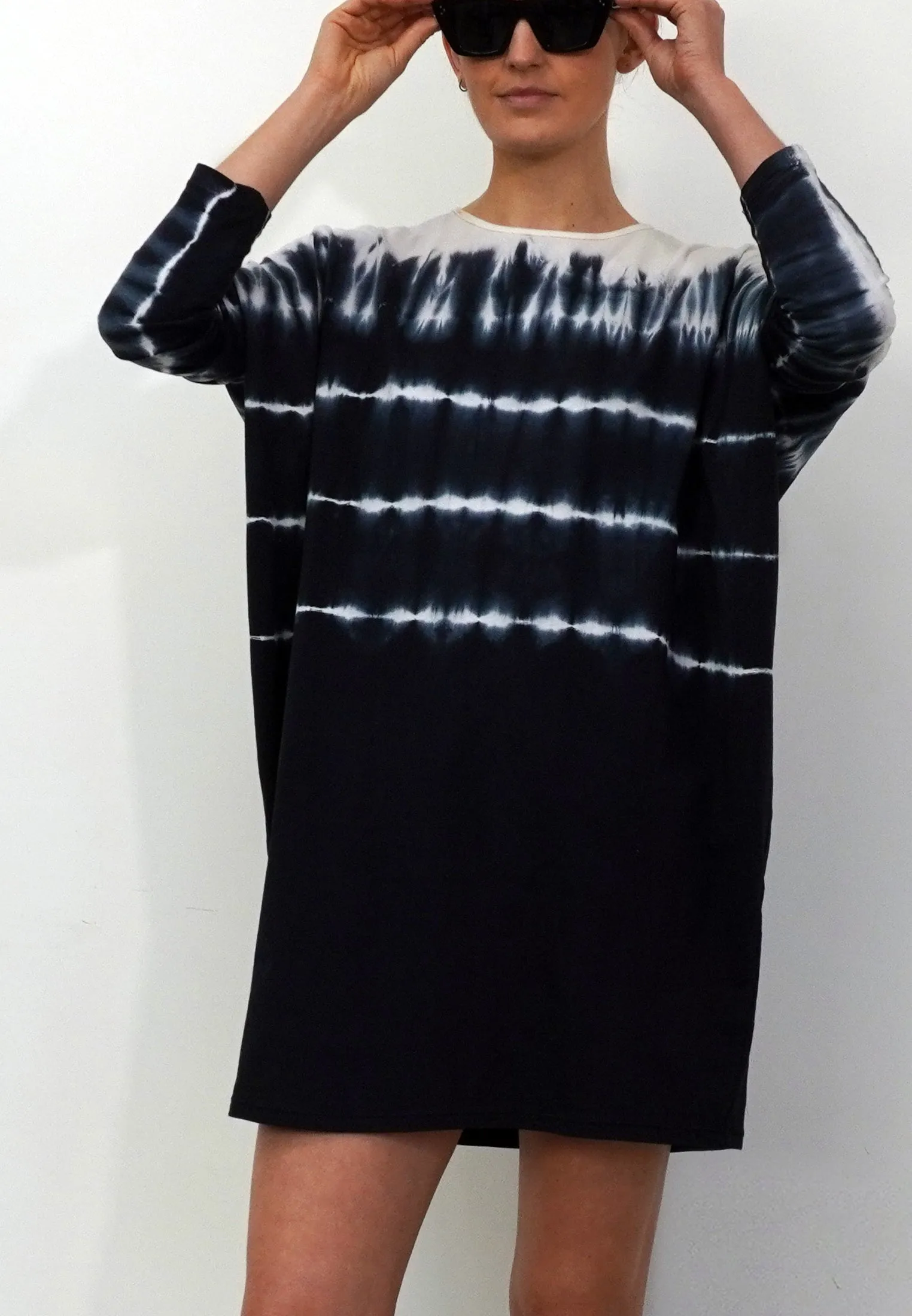 GLANCE DRESS TIE DYE BLACK