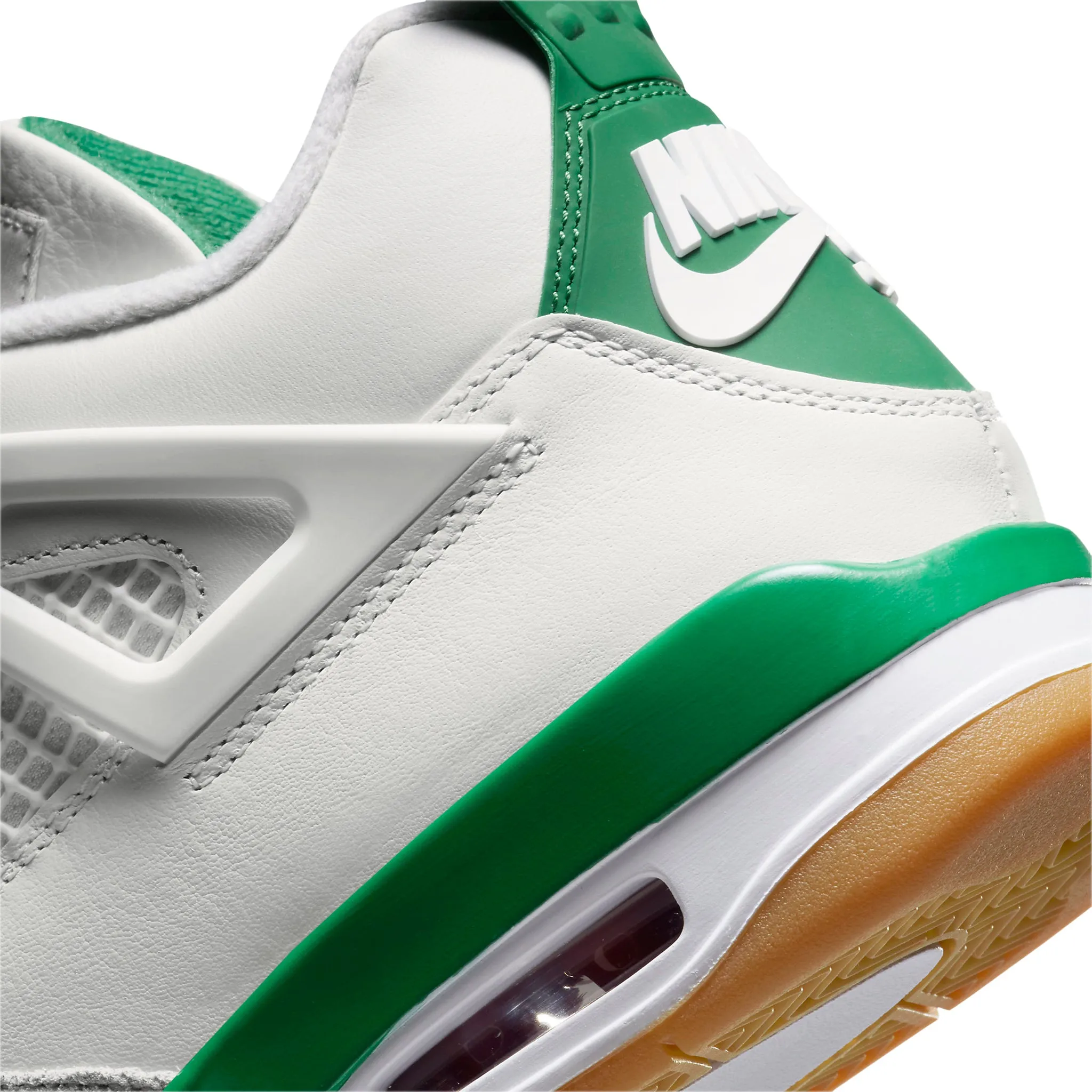 Jordan 4 Retro SB Pine Green