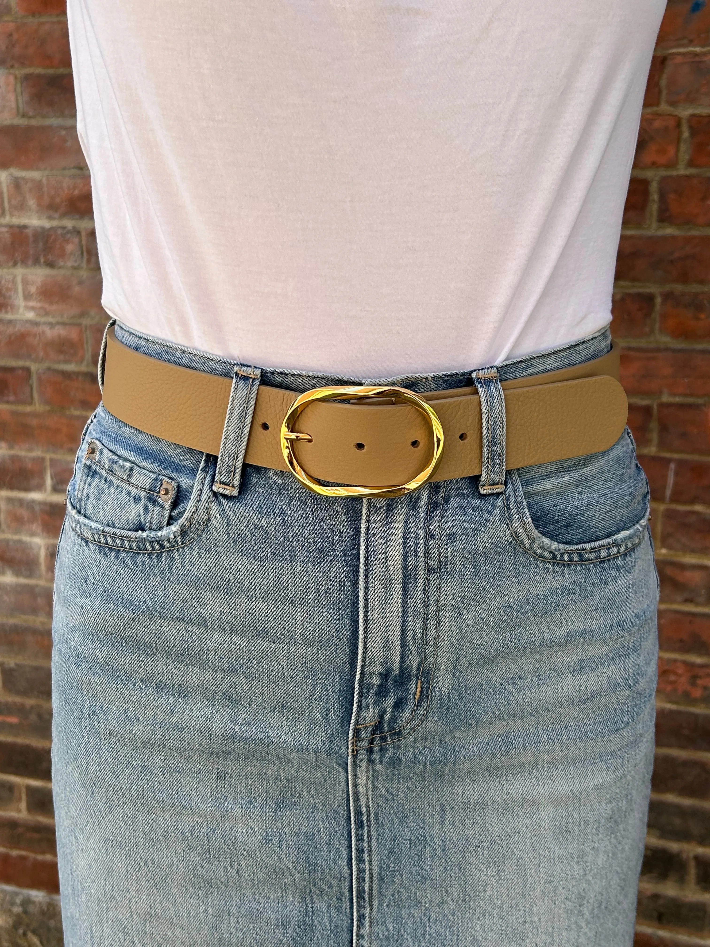 Kyra's Affordable Belt Collection | Buy Belts Online at B-Low Prices