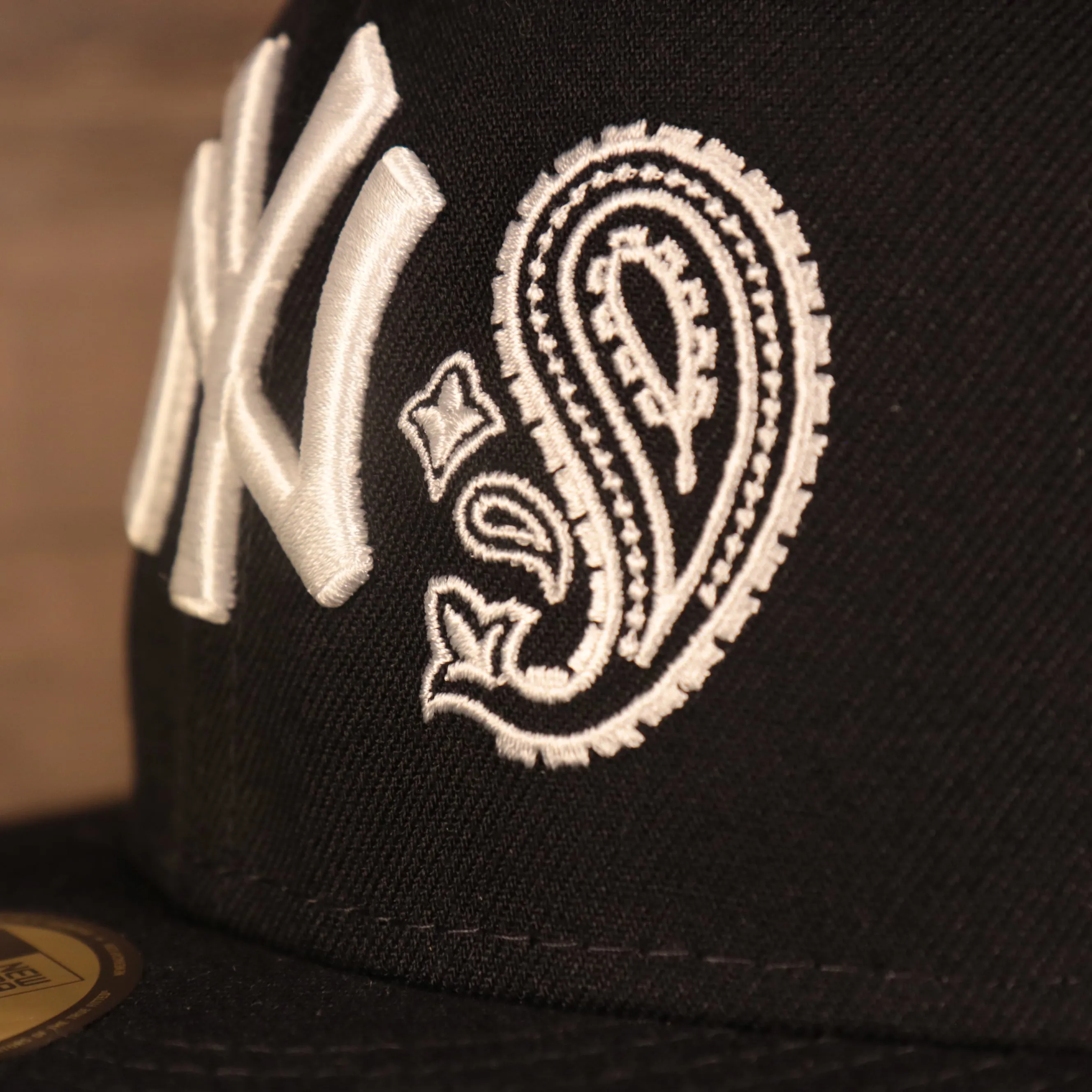 New York Yankees Bandana Under Brim Cap