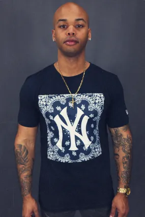 New York Yankees Navy Blue T-Shirt with Paisley Bandana Print