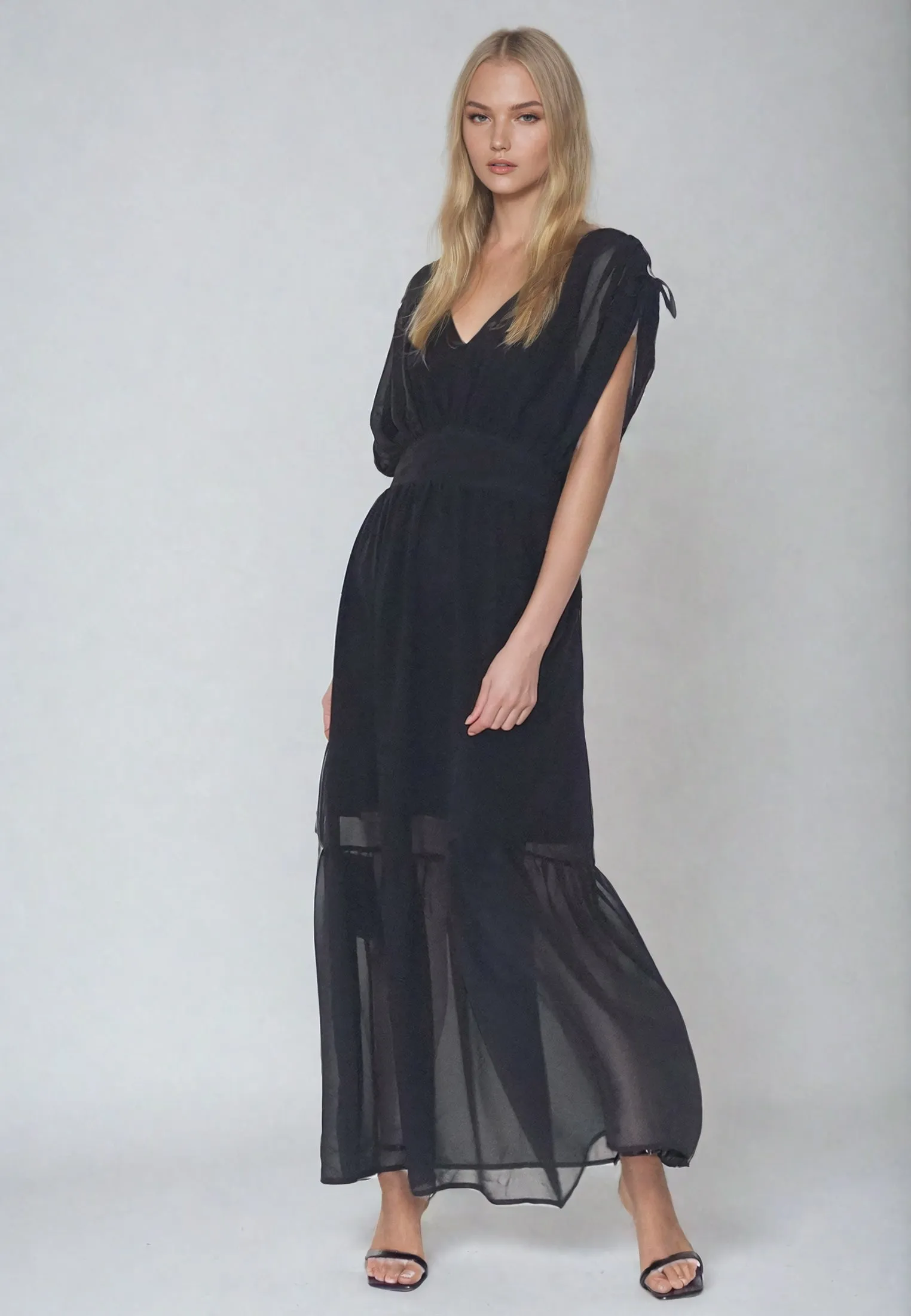 RADIANT MAXI DRESS BLACK