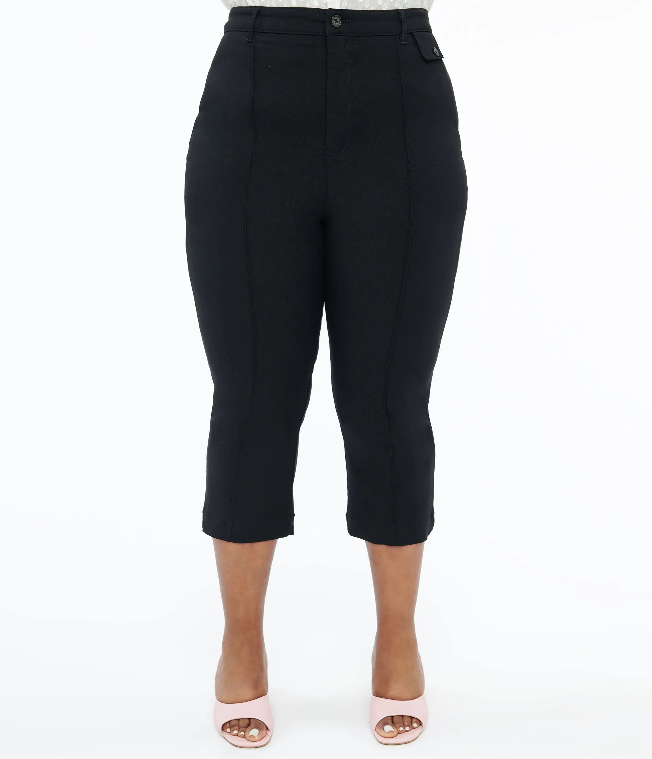 Smak Parlour Black Pintuck Capris in Plus Size